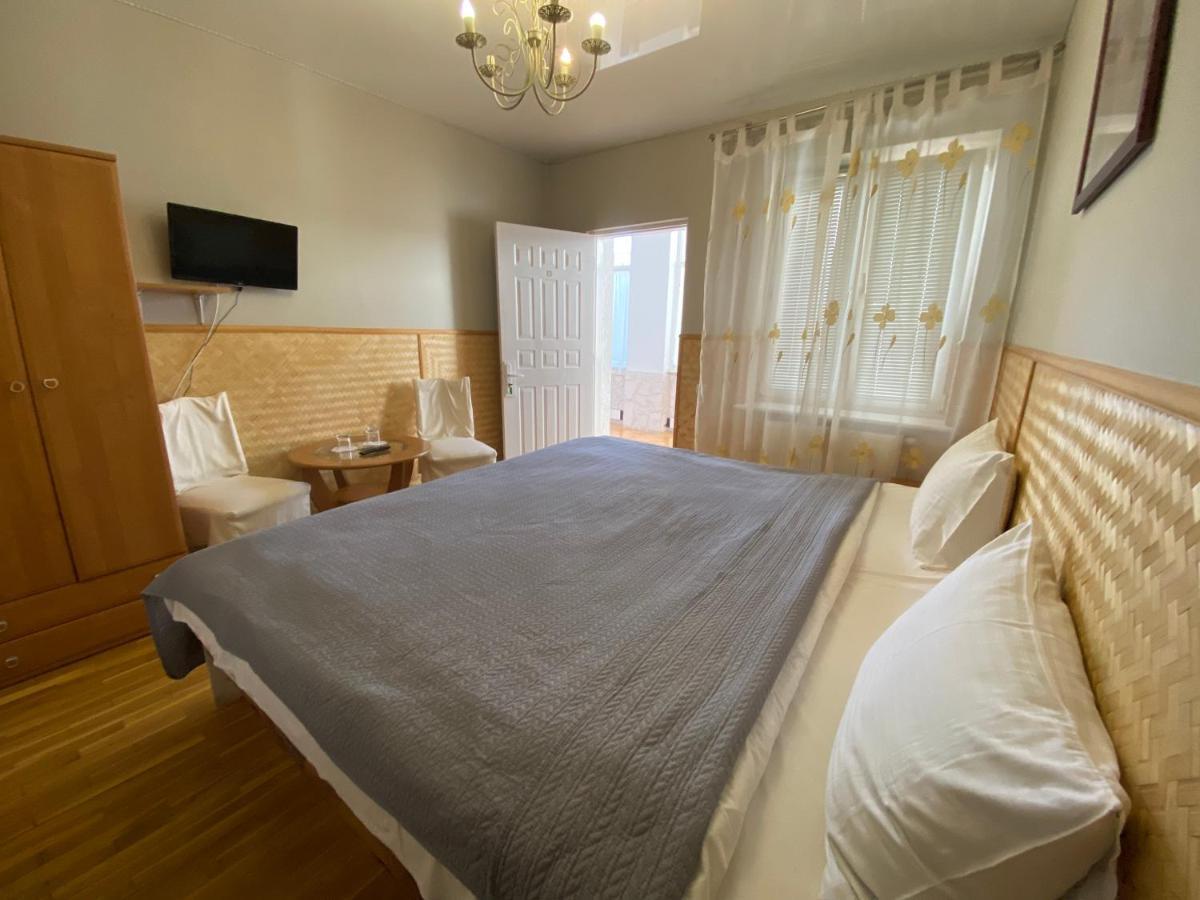 Olena Resort Bryukhovychi Exterior photo