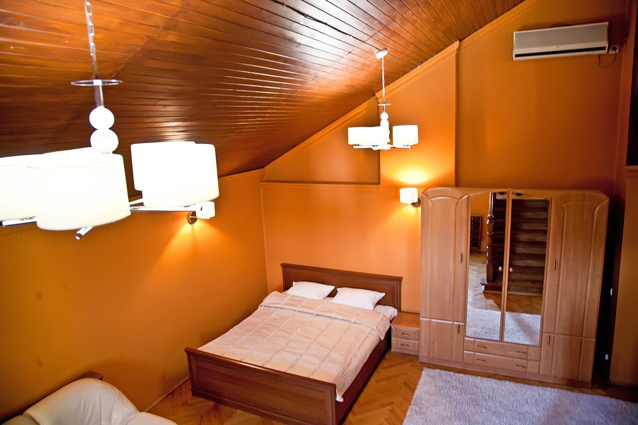 Olena Resort Bryukhovychi Exterior photo